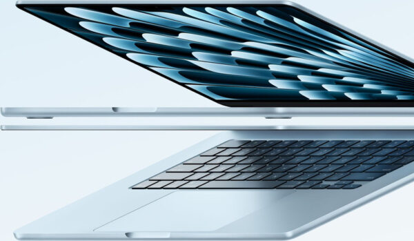Apple MDHH4HN-A Macbook Air M5 13' 16GB RAM 512GB SSD Sky  - Indian Spec Blue