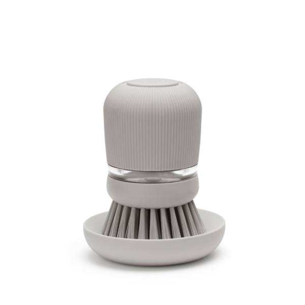 sinkside_soap_dispensing_dish_brush_-_mid_grey_-_8710755302824_brabantia_96dpi_1000x1000px_7_nr-20715 Brabantia krtača za posodo z dozirnikom mila, siva